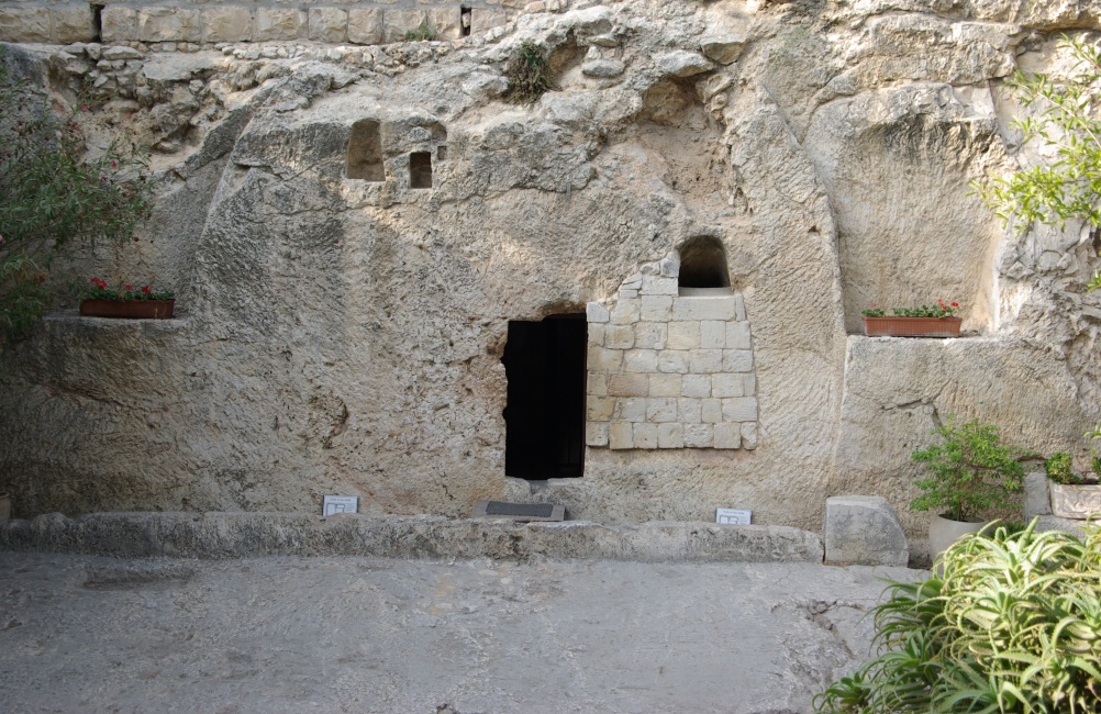 Het tuingraf buiten de muren van Jeruzalem, mogelijk Jezus laatste rustplaats.  (foto Wikimedia)