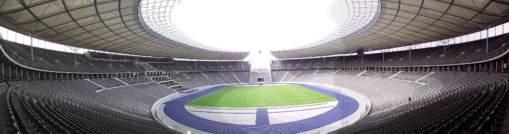 Tegenwoordig is het Olympiastadion de thuisbasis van de voetbalclub Hertha BSC en vinden er grote popconcerten plaats (foto: Wikimedia)